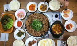 소담마루 - 경기, 안성시, 원곡면 | 맛집검색 식신