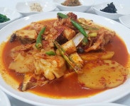 달기약수마을식당 - 경북, 청송 | 맛집검색 식신