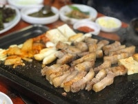 한라똥돼지마을 - 서울, 은평구, 역촌동 | 맛집검색 식신