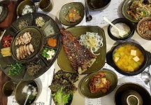 칡산에황제보쌈앤곤드레돌솥밥칼국수 - 서울 강남, 송파 방이 | 맛집검색 식신