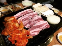 제주똥돼지 공항점 - 서울 강남, 김포공항 방화 마곡지구 | 맛집검색 식신