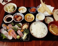 로야토야 - 서울, 마포구, 연남동 | 맛집검색 식신