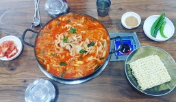 밀양촌돼지찌개 - 경남, 양산 | 맛집검색 식신