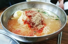 여왕밀면&옹심이칼국수 - 경남, 밀양 | 맛집검색 식신