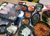 꿀꿀이왕소금구이 - 경북, 의성 | 맛집검색 식신