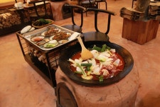 뚜껑오리 - 광주, 남구 봉선 주월 | 맛집검색 식신