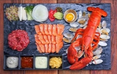 김천재의 육회반한연어 - 서울 강남, 신논현 영동시장 | 맛집검색 식신