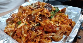 제일족발곱창 - 서울, 광진구, 중곡동 | 맛집검색 식신