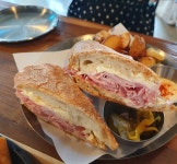 소금집델리 망원 - 서울 강북, 망원 성산 | 맛집검색 식신