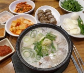 수변최고돼지국밥 - 부산, 수영구, 민락동 | 맛집검색 식신