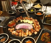 뚜껑이 안닫히는 고봉삼겹 - 서울 강북, 마포 공덕 | 맛집검색 식신