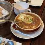 꾸띠자르당 - 서울, 용산구, 이태원동 | 맛집검색 식신