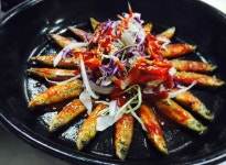 심퉁이네 마늘족발보쌈 - 충북, 단양 | 맛집검색 식신