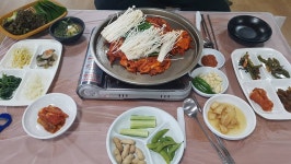 물풍경있는은행나무집 - 부산, 금정구 부산대 범어사 | 맛집검색 식신