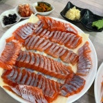 금빛송어횟집 - 충북, 충주시 | 맛집검색 식신