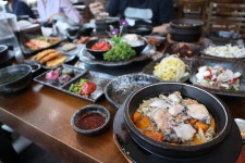운정이네 - 제주, 중문 예래 | 맛집검색 식신