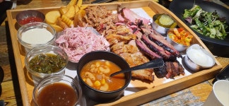 데니스스모크하우스 - 경기, 양주시, 장흥면 | 맛집검색 식신