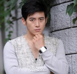 [별별토크] 고수, 고된 촬영 함께 한 동료들 진짜 전우같아요 | 스포츠 월드 [별별토크] 고수, 