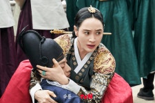 발 빠른 중전의 금쪽이 케어 일기 - 키노라이츠 아티클