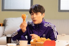 더쿠 - 식샤님 생각나게하는 당치땡(당신은 지금 치킨이 땡긴다) 전속모델 윤두준