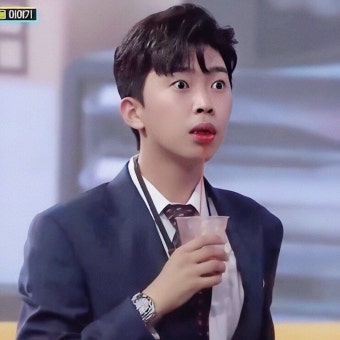 헐 오늘 8페이지 달렸어 - 임영웅 카테고리