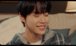 도영이 노래도 너무 잘 하는데 너무 예쁘게 생김 - 케이돌토크 카테고리