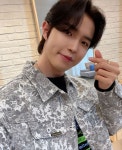 파파라짼 파마 푼 날이네 ㅋㅋㅋㅋ - 김재환 카테고리