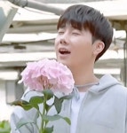 꽃향기맡는 울 이뿌니 - 김성규 카테고리