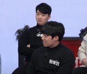 더쿠 - 전체카테 점령하는 라이온스네를 쳐다보는 둥이둥이네