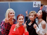 더쿠 - 음악방송에 4년 9개월만에 출연하는 써니힐.jpg