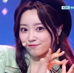 더쿠 - [뮤직뱅크] 라잇썸 데뷔 무대 엔딩요정.jpg