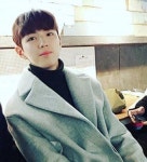 더쿠 - 오늘 용희 졸업 1주년이야💚