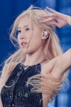 더쿠 - 로제 이사진 머리카락도 춤추는거같아