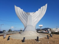 지방의 기묘한 조형물들.jpg - 스퀘어 카테고리