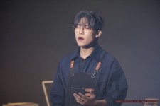 박우진 ‘나를 그리다 (Self-Portrait)’ IN ABNEWS VIEWPOINT PLUS - 박우진 카테고리