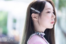 더쿠 - 뮤지컬 사랑의 불시착 프로필 스케치 컷 연정