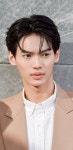전체 게시판 - 윈이 더이상 빠질 살이 없다고 생각했는데 이거보니까...🥲 전체 게시판 - 윈이 더이상 빠질 살이 없다고 생각했는데... 
