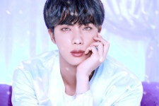무묭이가 직접 보정한 석진이 컨포 - 방탄소년단(BTS) 카테고리