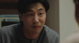 전체 게시판 - 여기 광고 나오는 사람 필현이랑 윤슬기자 아니야?