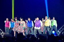 더쿠 - 요시모토자카46 「요시모토자카46 2nd ＆ 3rd Anniversary Live～동면～」 공연 사진 & 세트리스트