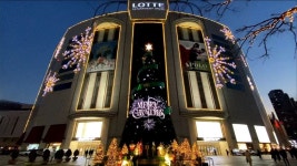 더쿠 - (피셜 기준) 연매출 1조원 최초 돌파한 백화점들 달성 기간