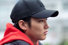 더쿠 - 노무라 슈헤이 주연 영화 「WALKING MAN」 메인 비주얼 & 장면 사진 해금