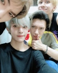 양양 인스타 - WayV(웨이션브이) 카테고리