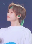 더쿠 - 태형이 초록 반다나 고화질 ( ᵒ̴̶̷̥́ ·̫ ᵒ̴̶̷̣̥̀ )