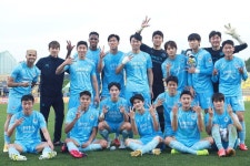 진용이 이 사진 귀엽지ㅋㅋ - 국내축구 카테고리