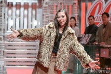 더쿠 - 나카죠 아야미, 열애의 질문에는 반응하지 않고 「CanCam」 40주년 기념 이벤트