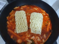 전체 게시판 - ㅇㅂㅇ 떡볶이 만드는중