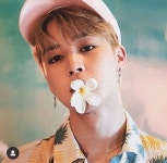 질문! ✋ 지민이 이 사진들 언젠지 알 수 있을까? - 방탄소년단(BTS) 카테고리