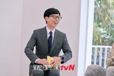 [스퀘어] [유퀴즈 인스타그램] “이건 뮤비가 아니고 무비다” 한 편의 영화 같은 뮤직비디오를 탄생시킨 김세훈 감독님 🍿 - 국내유명인... 