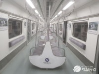 와 나 오늘 7호선 타고 출근한지 1년만에 이렇게 생긴 지하철 처음 타봤어ㅋㅋㅋㅋㅋㅋㅋㅋㅋㅋㅋㅋ - 케이돌토크 카테고리